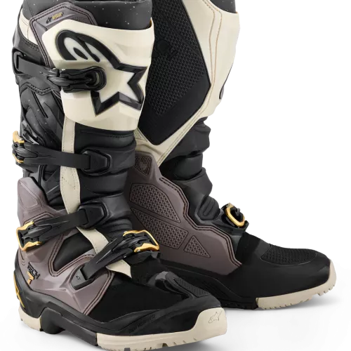 BOTAS ALPINESTARS TECH 7 ENDURO DRYSTAR NEGRO-ORO 2026