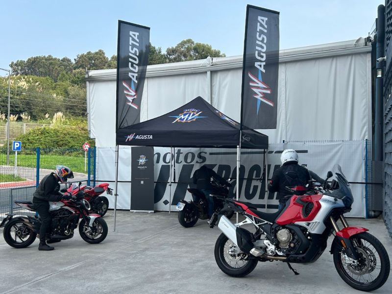 Celebramos el “MV Agusta Day” en Motos Uk Racing: Una experiencia única sobre dos ruedas