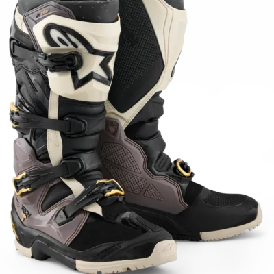 BOTAS ALPINESTARS TECH 7 ENDURO DRYSTAR NEGRO-ORO 2026