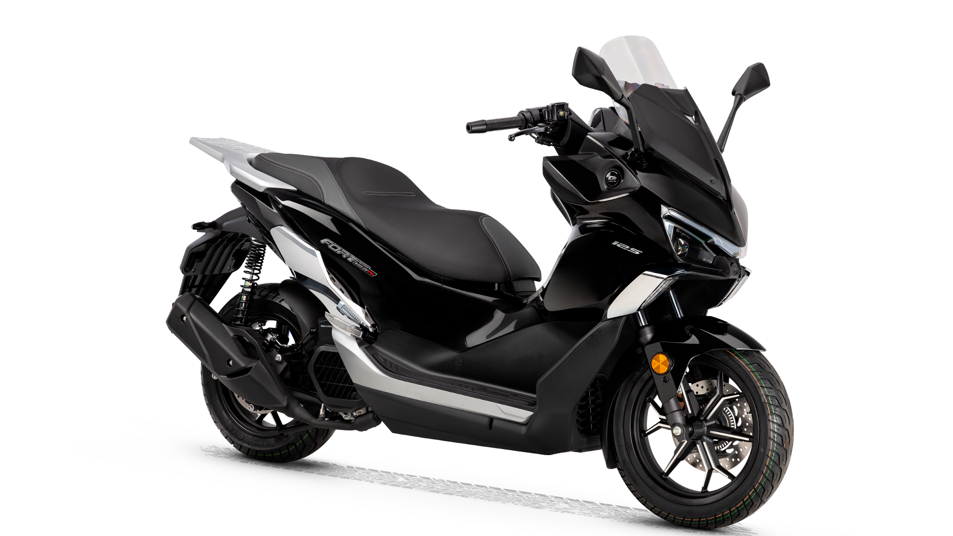 QJMOTOR FORT 125N 2026 - Imagen 3