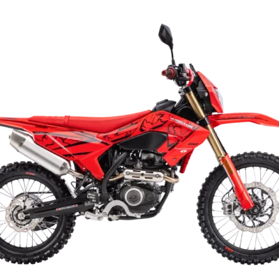 qjmotor_cov_125x_roja2_lateral_view_portada